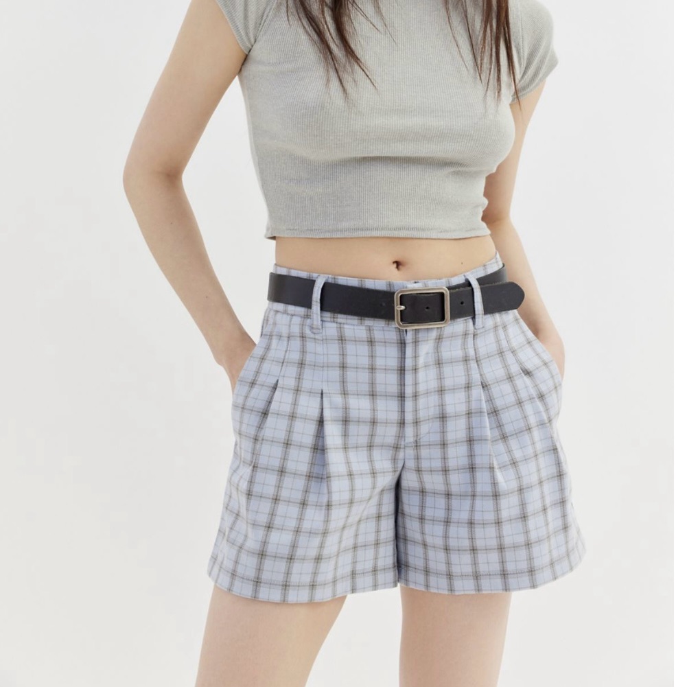 New! Urban Outfitters Kennedy Blue Plaid Pleated High Waisted Shorts Size S Nwt